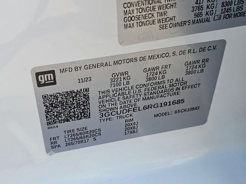 Used 2024 Chevrolet Silverado 1500 LT Trail Boss w/ Convenience Package II image 30