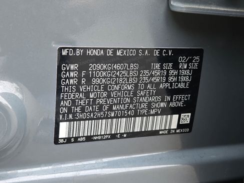 Certified 2025 Acura ADX A-Spec image 27