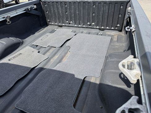 Used 2014 Nissan Frontier SV w/ SV Value Truck Package image 10