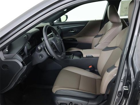 New 2025 Lexus ES 350 w/ Premium Package image 12