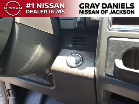 Used 2021 Ford Expedition XLT RWD image 16