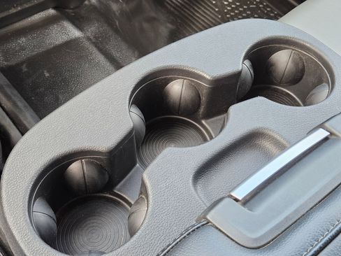 Used 2024 RAM 2500 Tradesman w/ Convenience Group image 28