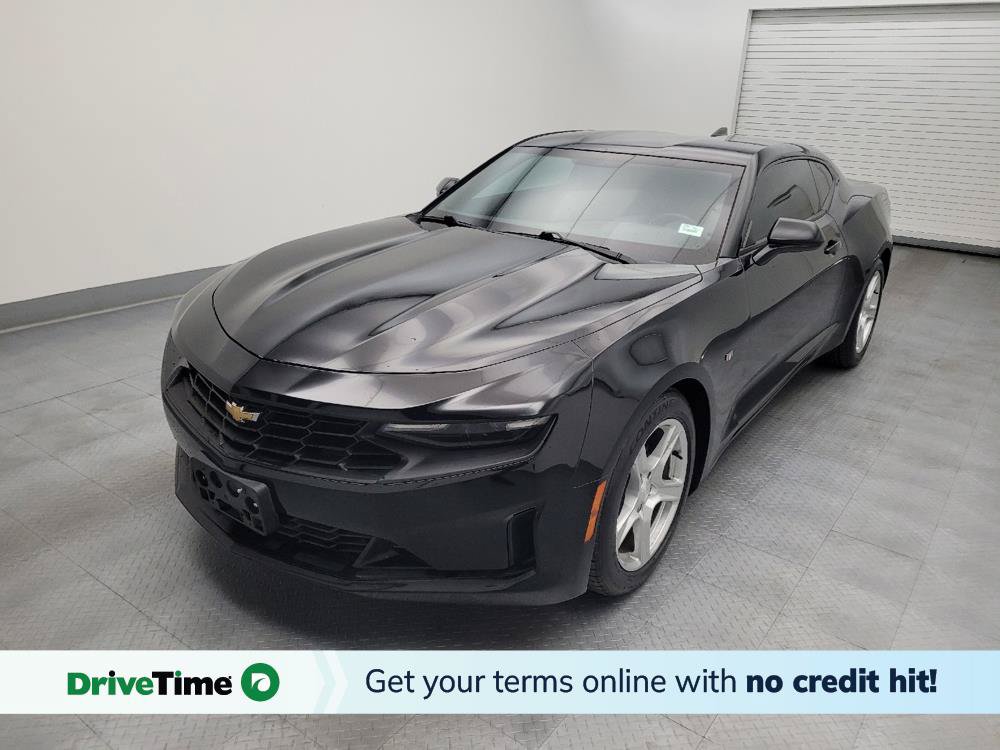 Used 2019 Chevrolet Camaro LT RWD image 1