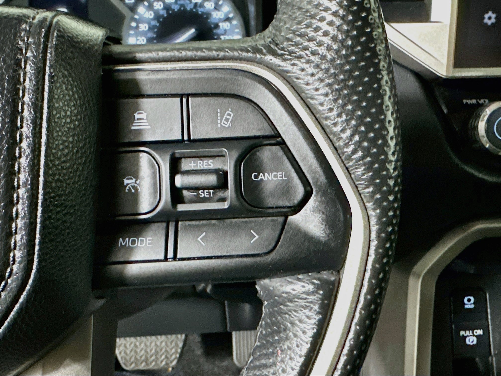 Used 2025 Toyota Tundra SR5 w/ SR5 Premium Package AWD/4WD image 17