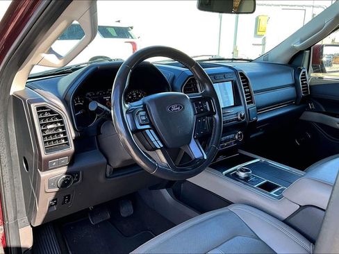 Used 2021 Ford Expedition Max Limited image 16