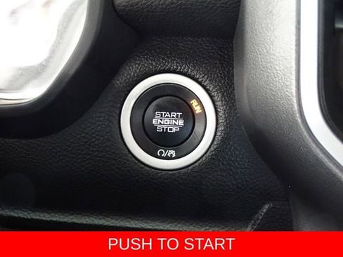 Certified 2025 RAM 1500 Big Horn AWD/4WD image 9