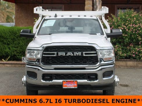 Used 2021 RAM 3500 Tradesman w/ Chrome Appearance Group AWD/4WD image 3