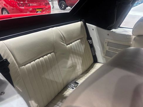 Used 1992 Ford Mustang LX image 13