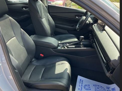 Used 2023 Honda Accord EX-L image 9