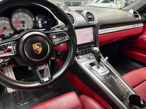 Used 2018 Porsche 718 Cayman GTS image 60