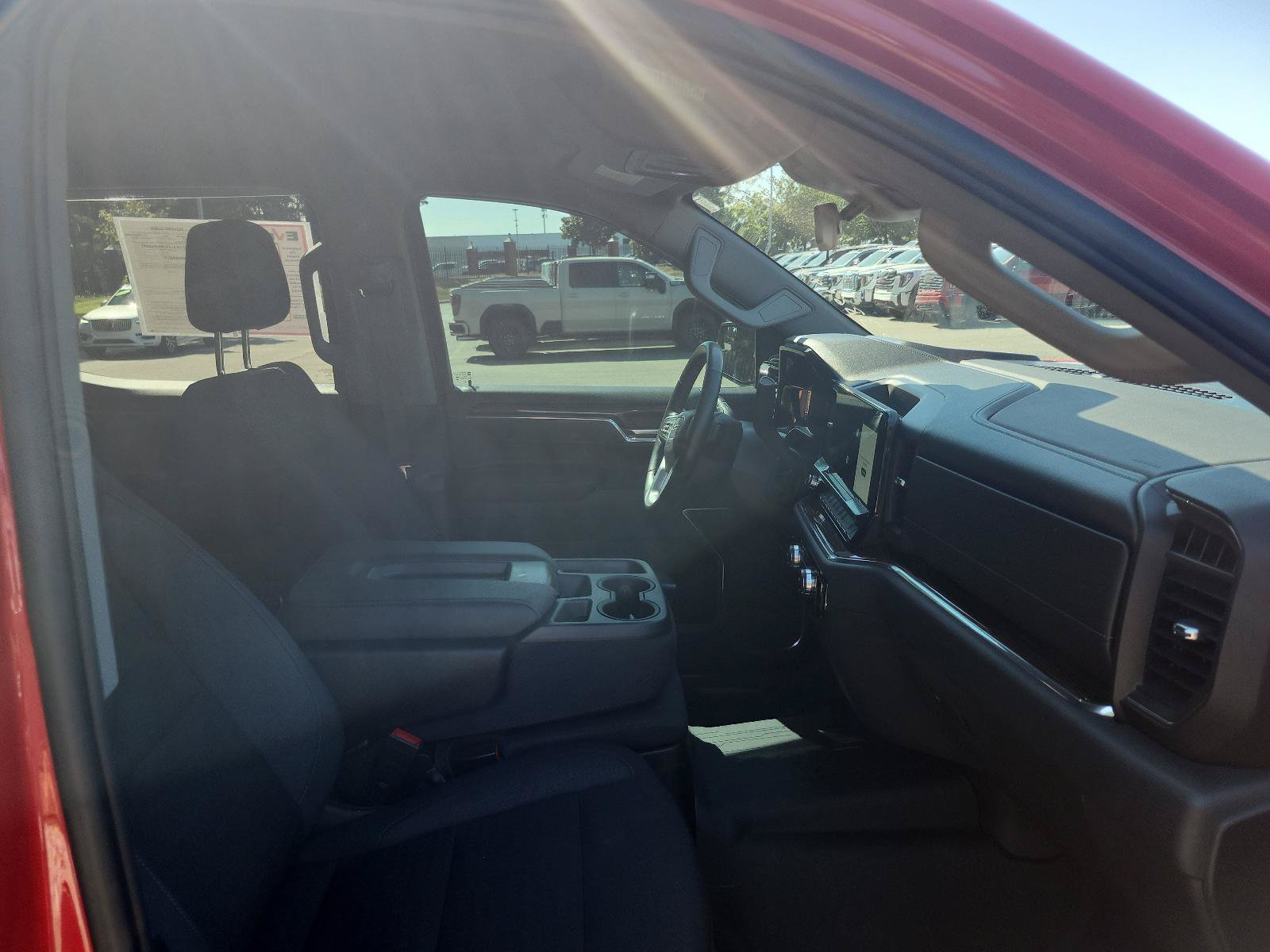 Used 2023 GMC Sierra 1500 SLE AWD/4WD image 12