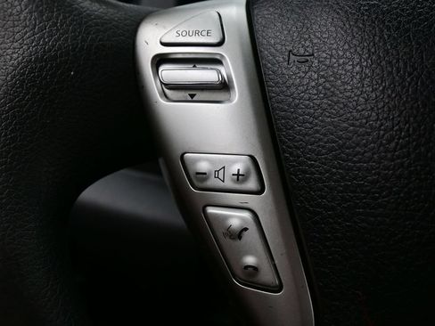 Used 2017 Nissan Versa SV FWD image 45