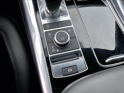 Used 2022 Land Rover Range Rover Sport HSE Silver Edition image 24