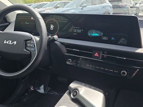 Certified 2024 Kia EV6 Light AWD/4WD image 13