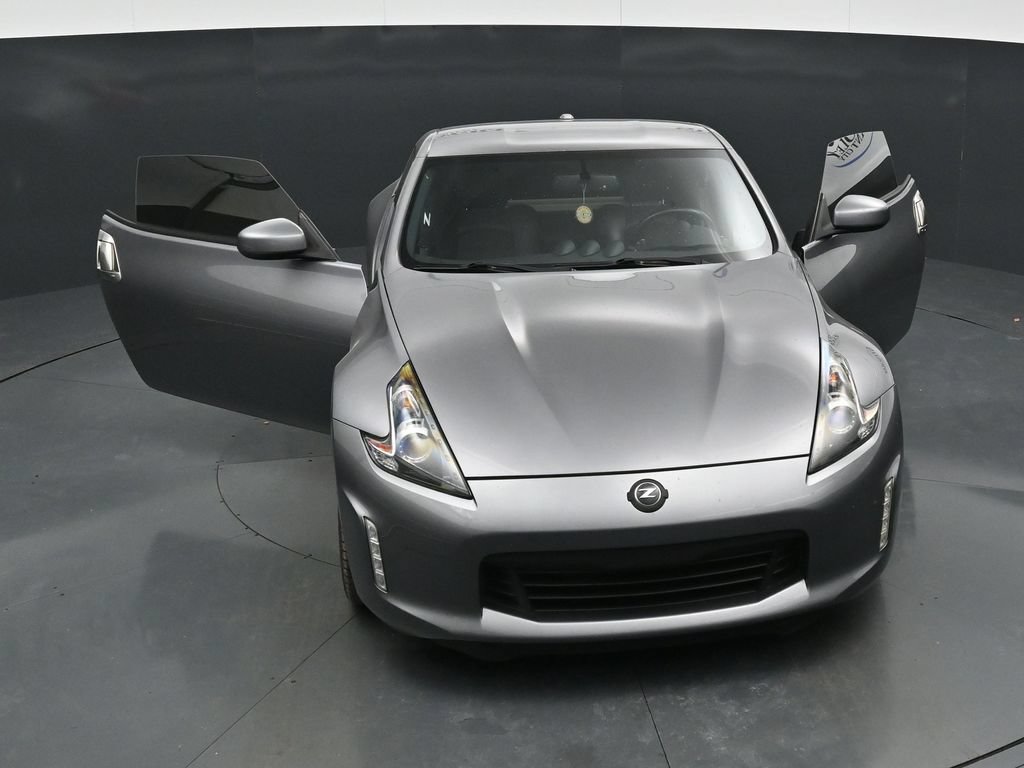 Used 2020 Nissan 370Z Touring Sport RWD image 34