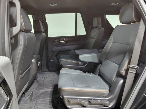 Used 2025 GMC Yukon AT4 w/ LPO, Floor Liner Package image 47