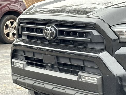 Used 2025 Toyota 4Runner SR5 image 11