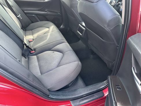 Used 2021 Toyota Camry LE w/ Cold Weather Package FWD image 19