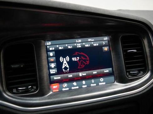Used 2018 Dodge Charger R/T RWD image 26