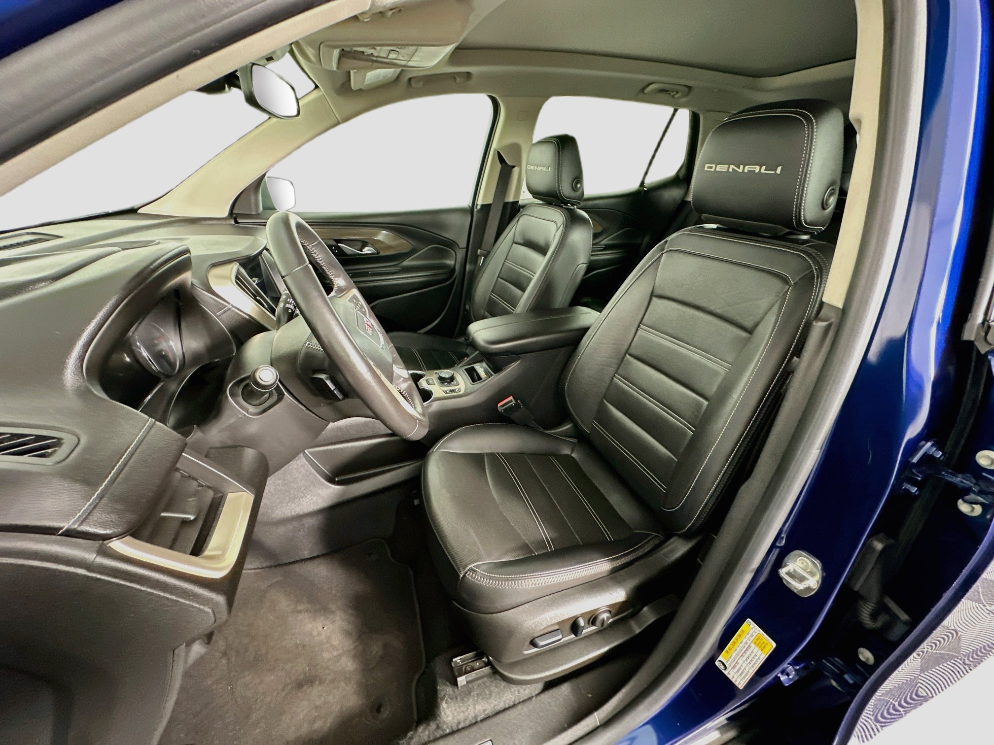 Used 2022 GMC Terrain Denali AWD/4WD image 12