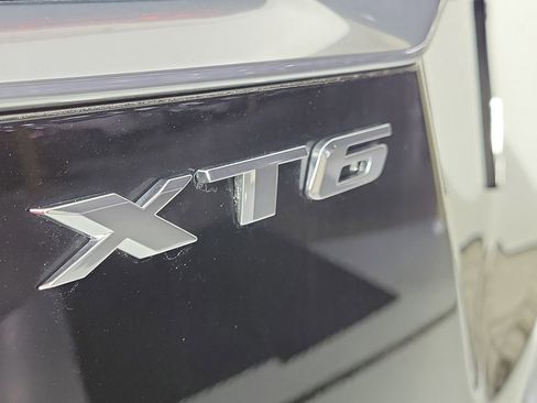 Certified 2025 Cadillac XT6 Premium Luxury w/ Technology Package FWD image 6