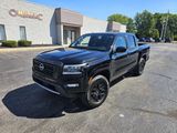 Used 2023 Nissan Frontier SV w/ Midnight Edition Package image 2