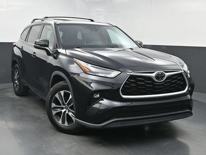 Used 2022 Toyota Highlander XLE