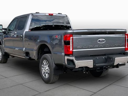 Used 2026 Ford F250 Lariat AWD/4WD image 12