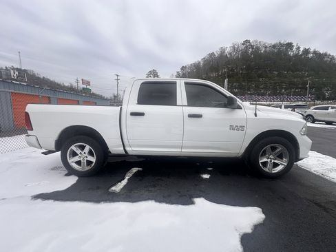 Used 2017 RAM 1500 Express image 7