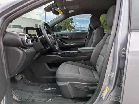 Certified 2025 Chevrolet Equinox LT w/ Safety and Technology Package FWD image 26