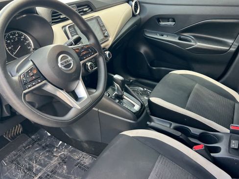 Used 2020 Nissan Versa SV FWD image 12
