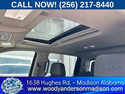 Used 2022 GMC Sierra 1500 Denali w/ Denali Reserve Package AWD/4WD image 16
