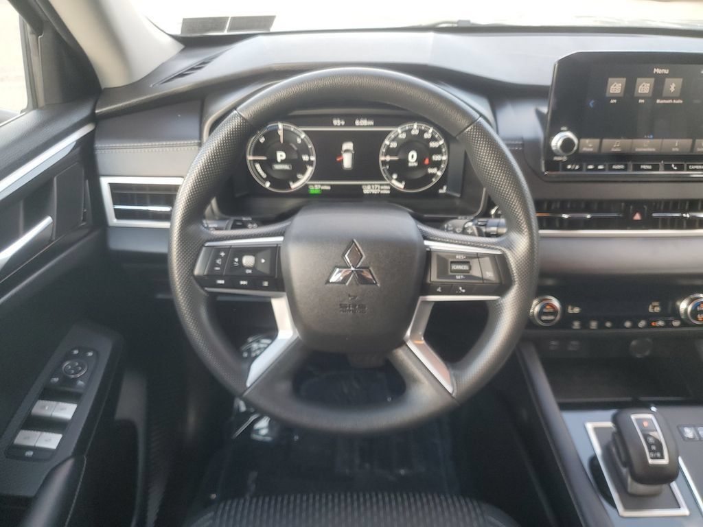 Used 2025 Mitsubishi Outlander ES AWD/4WD image 15