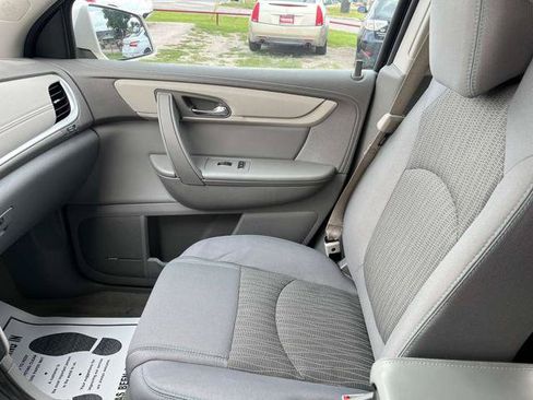 Used 2014 Chevrolet Traverse LT FWD image 32