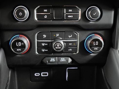 Used 2023 Chevrolet Suburban LS w/ Driver Alert Package AWD/4WD image 21