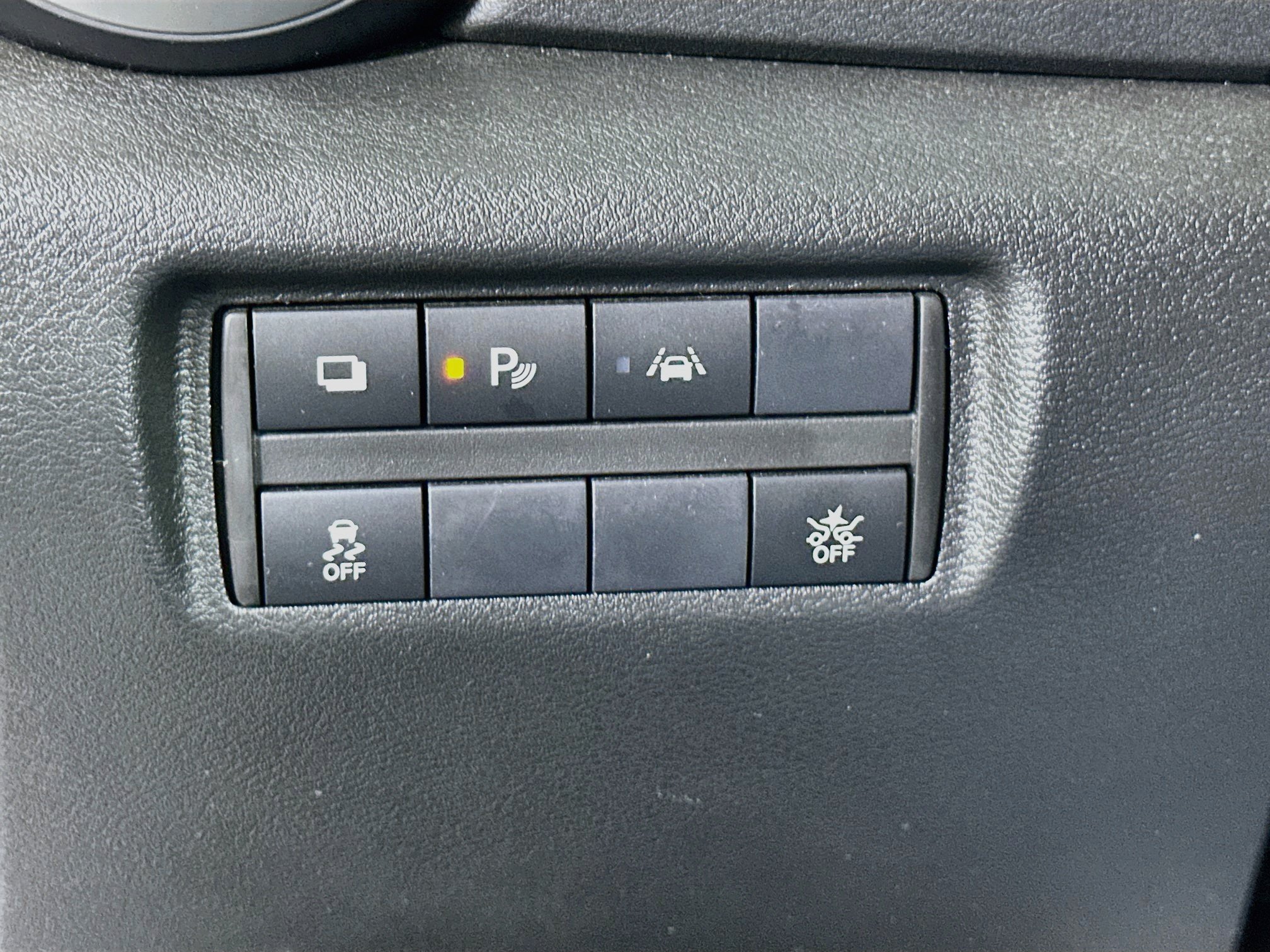 Used 2025 Nissan Versa S FWD image 16