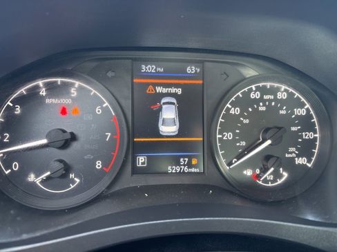 Used 2024 Nissan Altima 2.5 S image 9