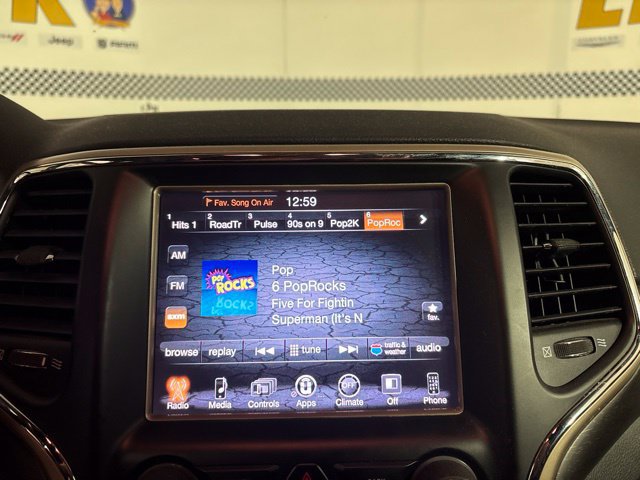 Used 2016 Jeep Grand Cherokee Laredo w/ Quick Order Package 23E AWD/4WD image 31