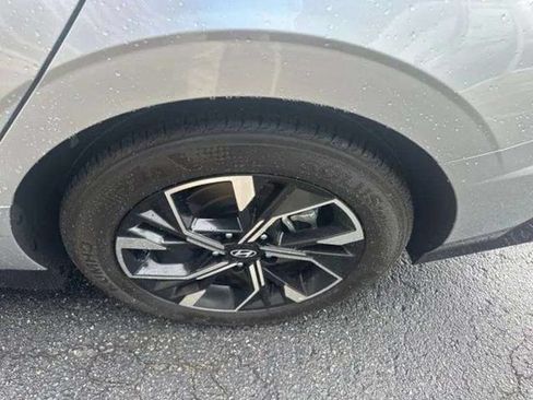 Used 2025 Hyundai Sonata SEL FWD image 20