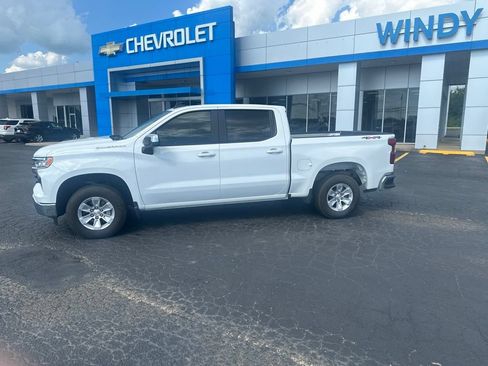 Used 2026 Chevrolet Silverado 1500 LT AWD/4WD image 2