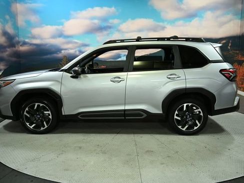 Certified 2025 Subaru Forester Limited image 5