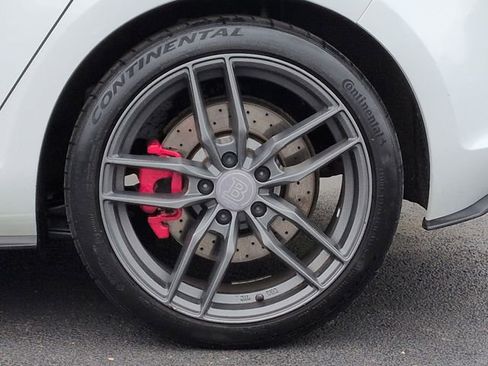 Used 2017 Volkswagen GTI Autobahn FWD image 34