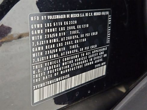 New 2025 Volkswagen Tiguan SE image 38