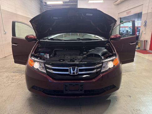 Used 2015 Honda Odyssey EX-L image 10