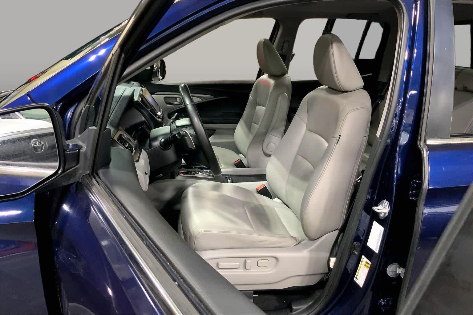 Used 2023 Honda Ridgeline RTL image 8