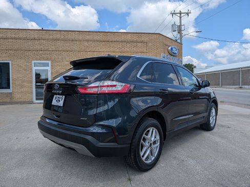 Used 2024 Ford Edge SEL w/ Convenience Package AWD/4WD image 6