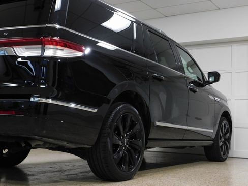 Used 2024 Lincoln Navigator L Reserve w/ Equipment Group 201A image 90