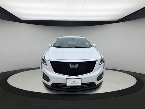 New 2026 Cadillac XT5 Sportv w/ LPO, Onyx Lite Package AWD/4WD image 2