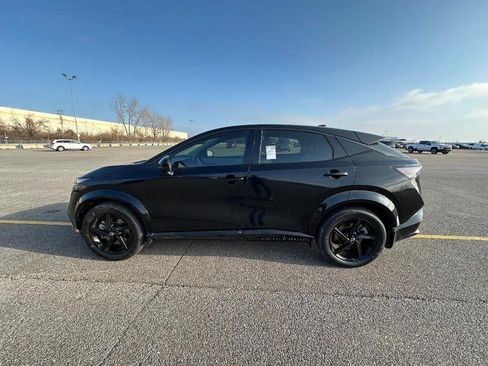 Used 2023 Nissan Ariya AWD image 9