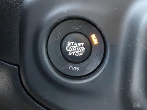 Used 2020 Jeep Wrangler Unlimited Rubicon AWD/4WD image 24